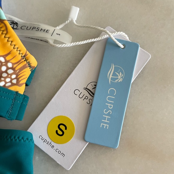 Bikini Set - Sweet Floral Ruffled. - Picture 5 of 5